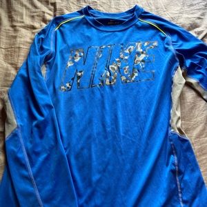 Dry Fit Long Sleeve Nike Men’s Shirt